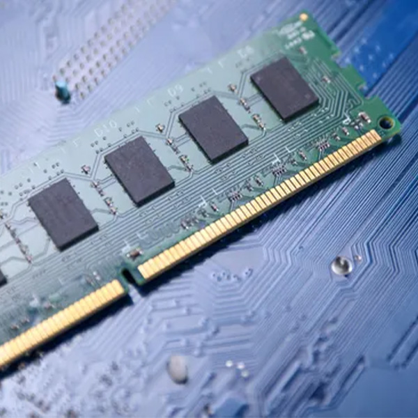 سامسونگ و اس کی هاینیکس از تولید DDR3 دست می‌کشند.